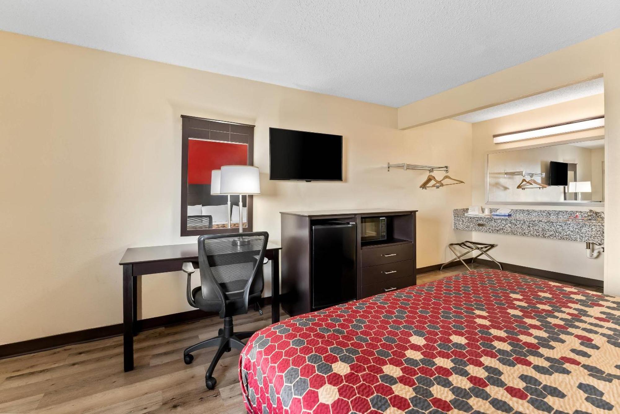 Econo Lodge Fredericksburg Near I-95 Bagian luar foto